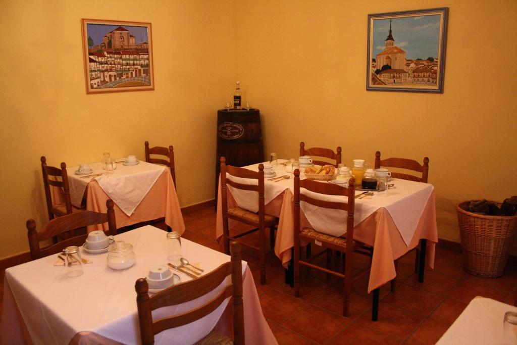 Hostal La Balquina Chinchón Dış mekan fotoğraf